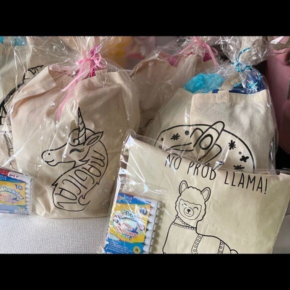 DIY Coloring Tote  - Picture 1 of 8